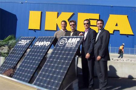 Первоначально IKEA была небольшим предприятием по почте, основанным 17-летним шведом Ингваром Кампрадом